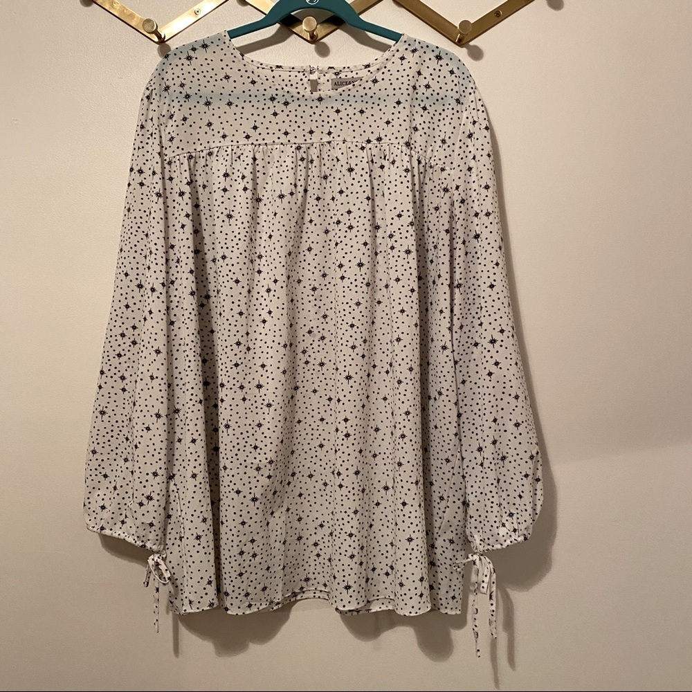 Plus Size Star Top